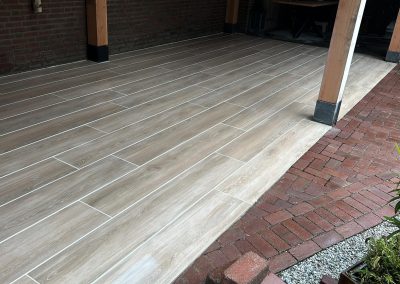 Project: Houtlook 30x180x2 cm onder overkapping